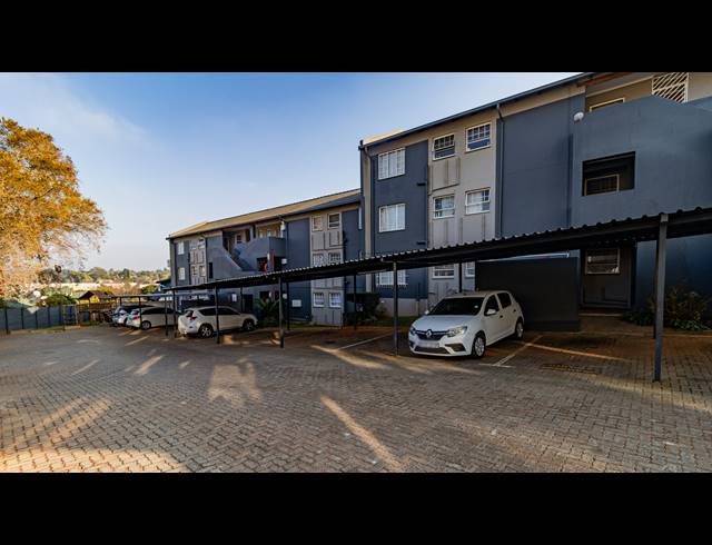 3 BEDROOM APARTMENT FOR SALE IN WELTEVREDEN PARK